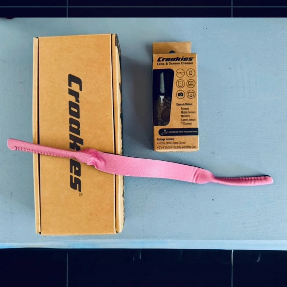 NIB Croakies Original Kids Sport Eyewear Retainer, Lens Cleaner, and Cloth SET
